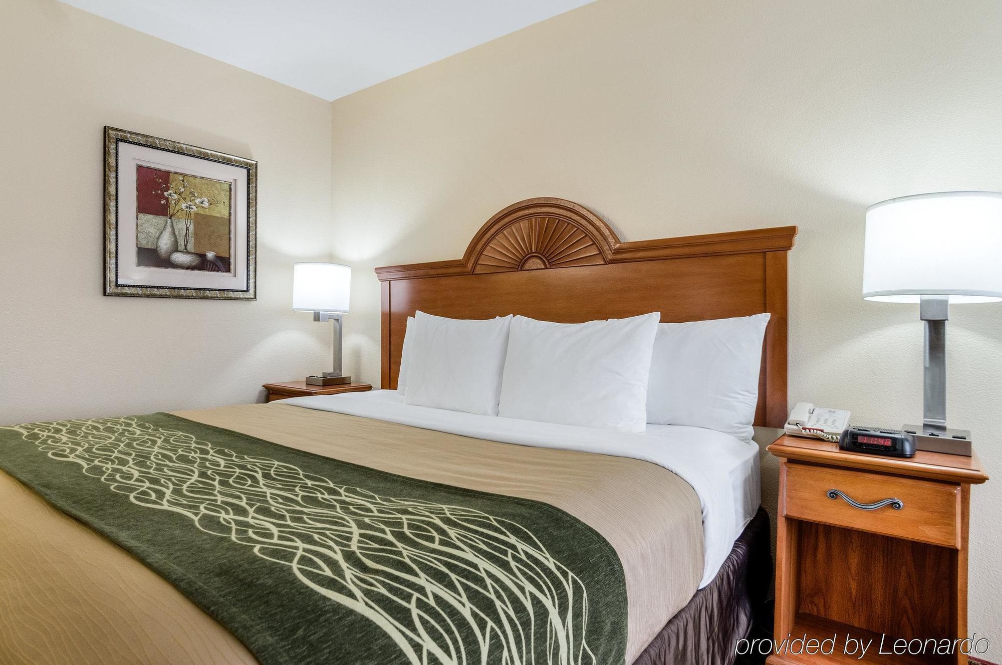 Super 8 By Wyndham Great Bend Otel Dış mekan fotoğraf