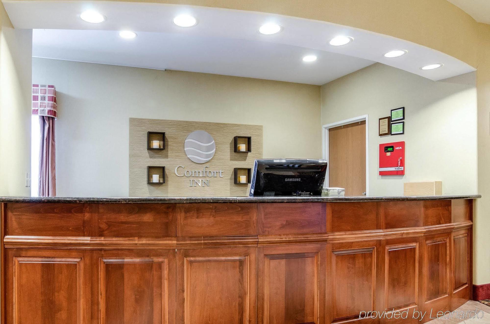 Super 8 By Wyndham Great Bend Otel Dış mekan fotoğraf