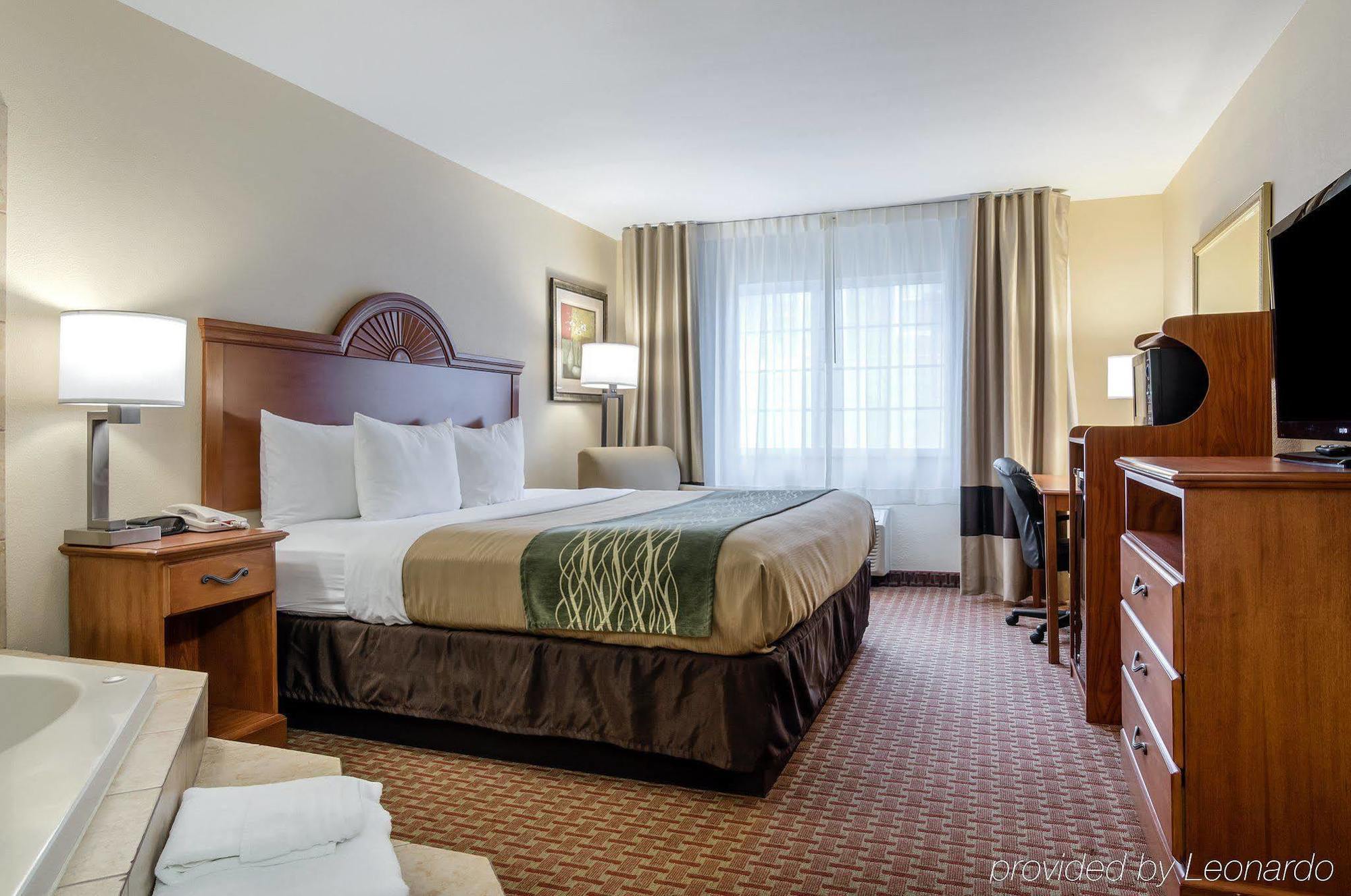 Super 8 By Wyndham Great Bend Otel Dış mekan fotoğraf